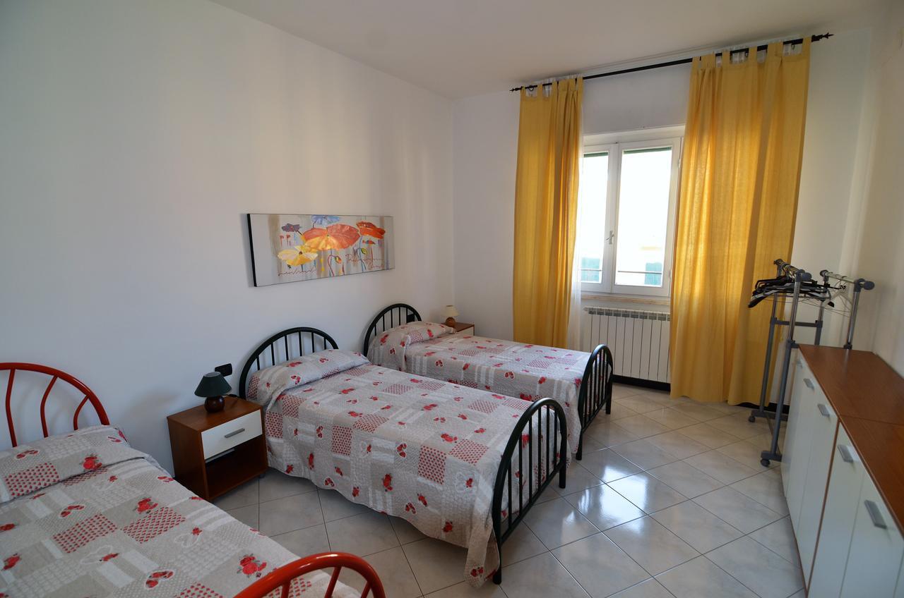 Elena Apartment เลวานโต ภายนอก รูปภาพ