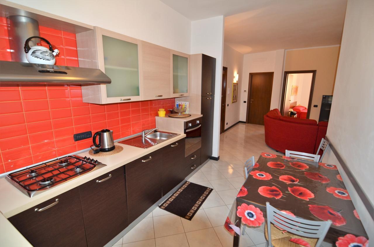 Elena Apartment เลวานโต ภายนอก รูปภาพ
